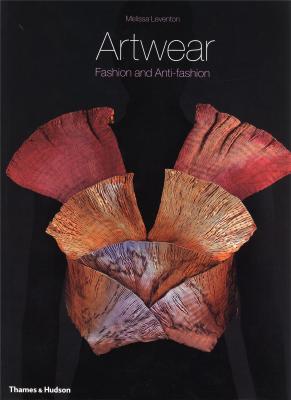 artwear-fashion-and-antifashion-anglais