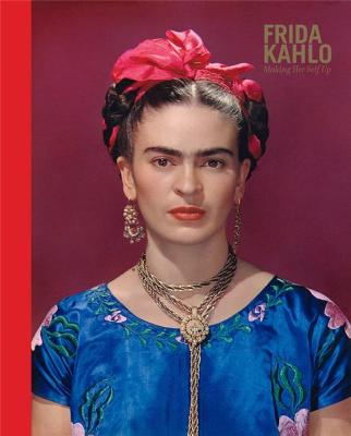 frida-kahlo-making-herself-up