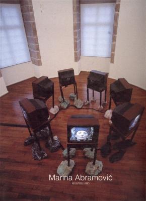 marina-abramovic-becoming-visible-