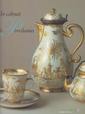 un-cabinet-de-porcelaines-