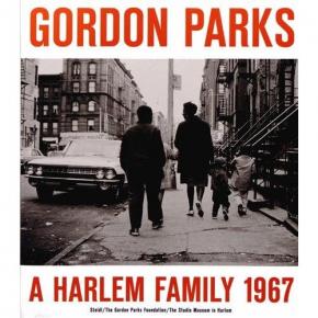 gordon-parks-a-harlem-family-1967